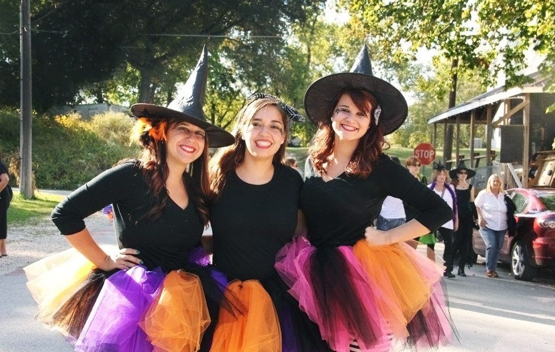 Photo of witch costumes in Kimmswick, Missouri