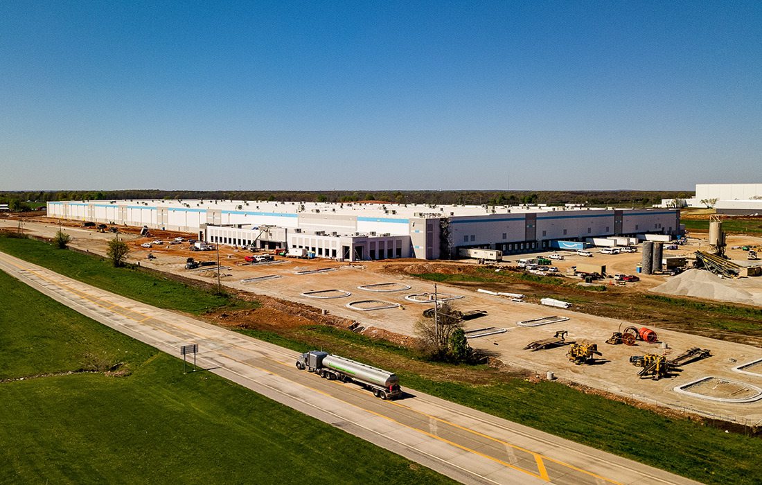 Amazon Fulfillment Center in Republic, MO under construction