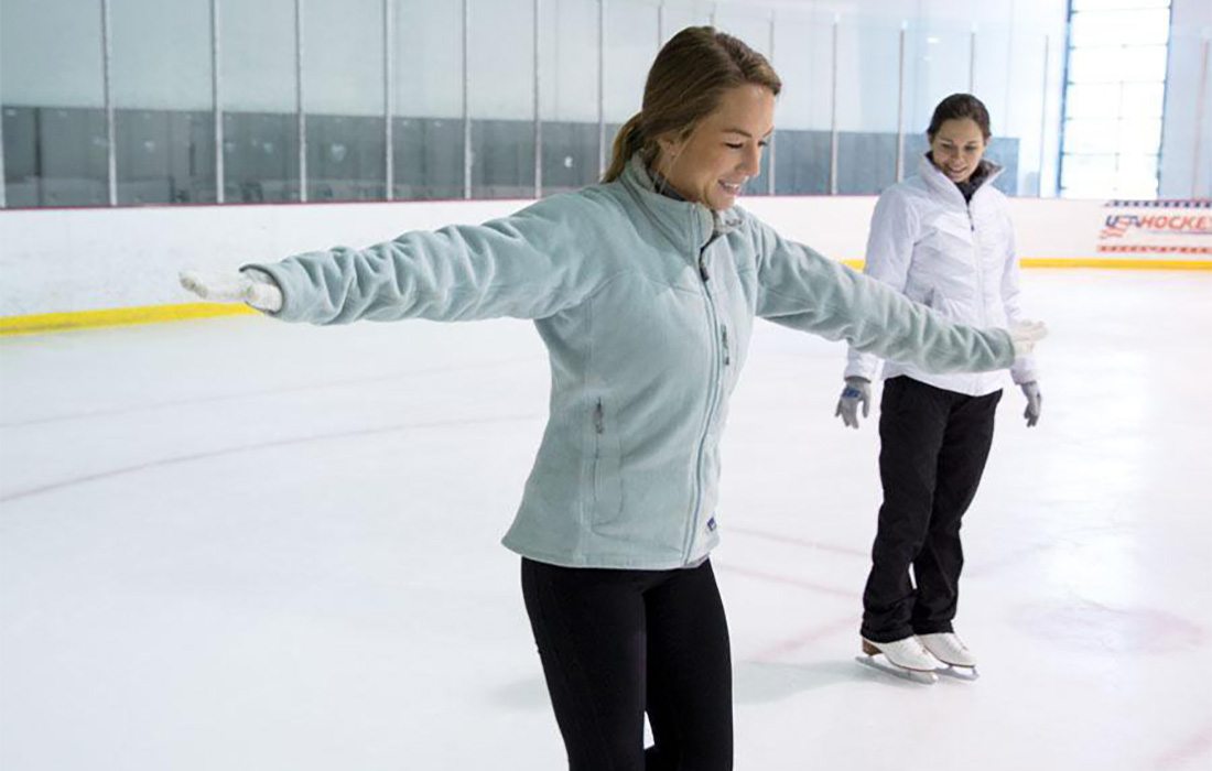 ice skating at mediacom ice park