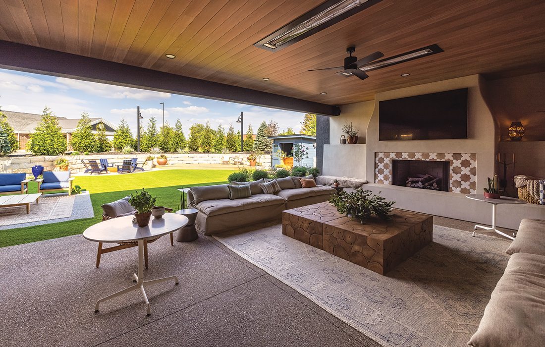 Grooms Office Environments interior photo 2