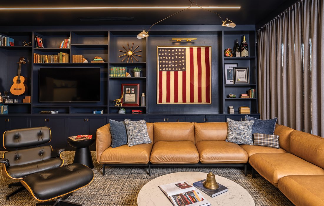 Grooms Office Environments interior photo 3