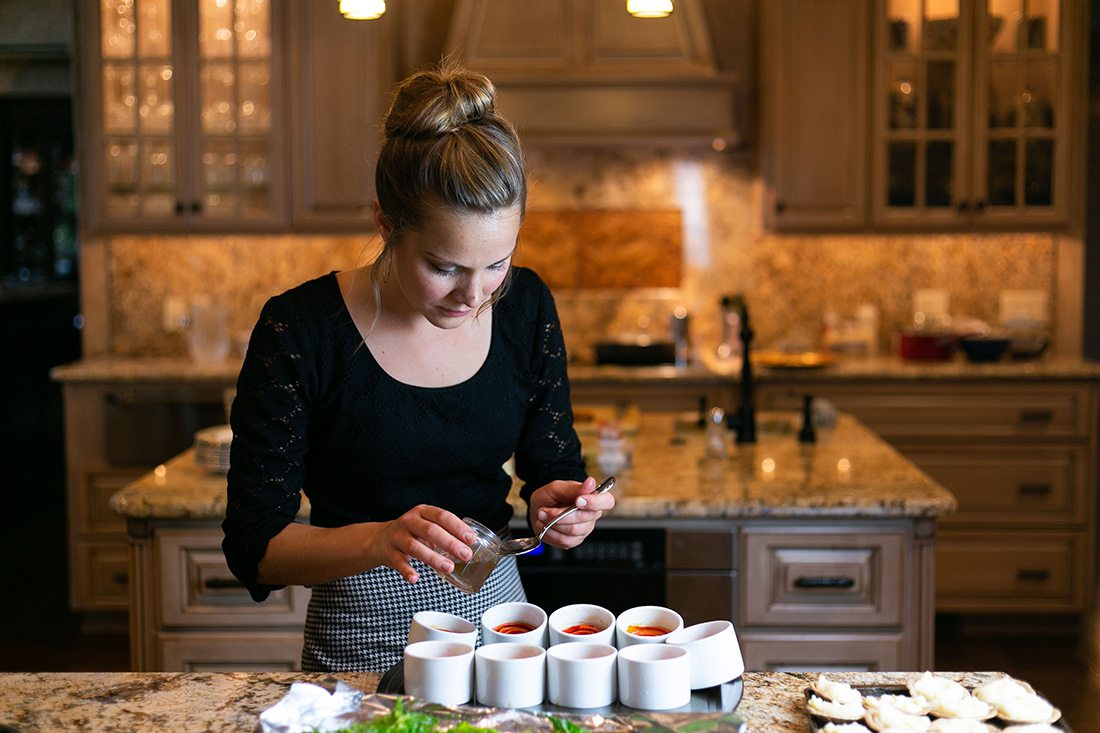 Chef Anna Davis Cooks a Meal for Clients in Springfield MO