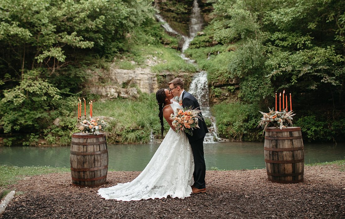 Wedding hosted at Dogwood Canyon.