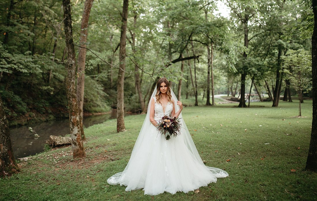 Beautiful bride at Dogwood Canyon.