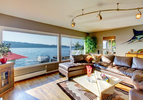 How to live your perfect lake life.