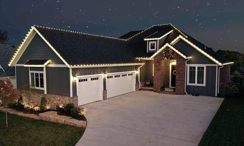Skip the Hassle and Hire a Professional to Install Your Holiday Lights