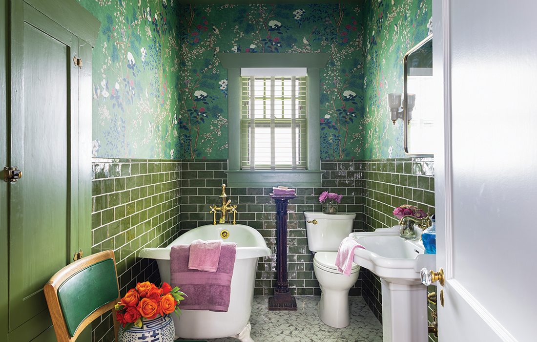 Green bathroom