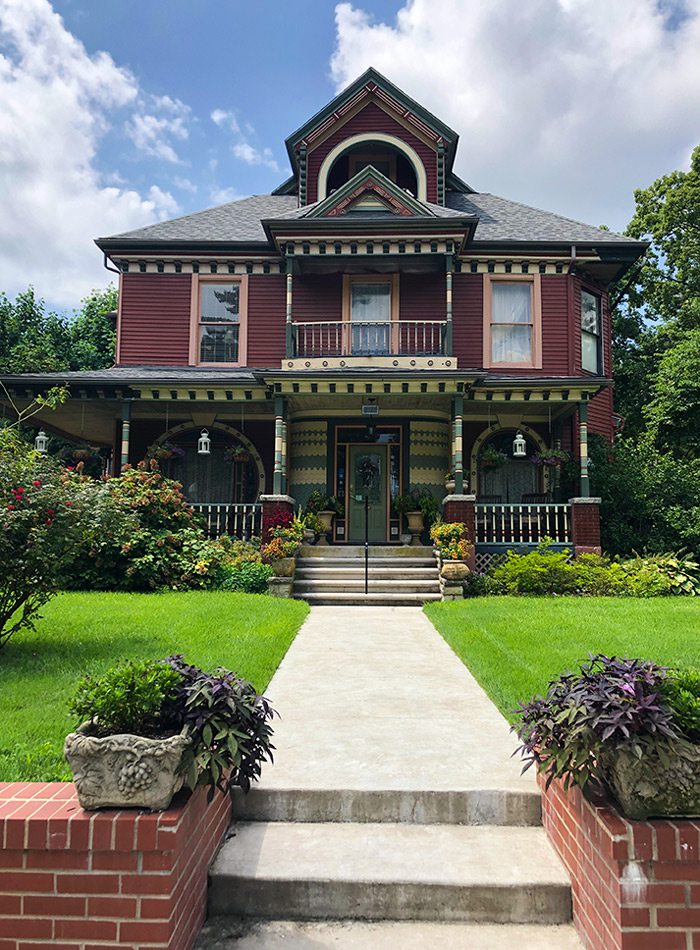 Historic home in Carthage MO