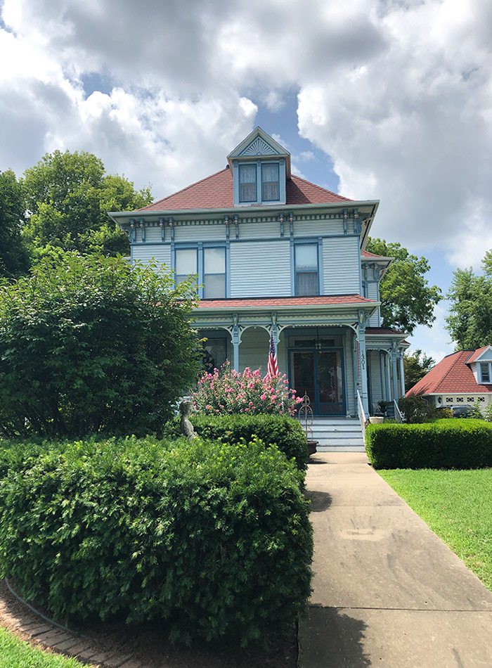 Historic home in Carthage MO
