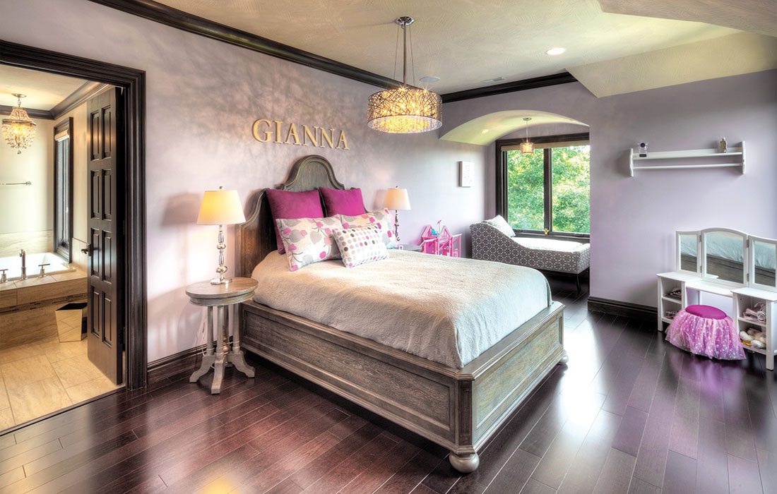 girly bedroom design