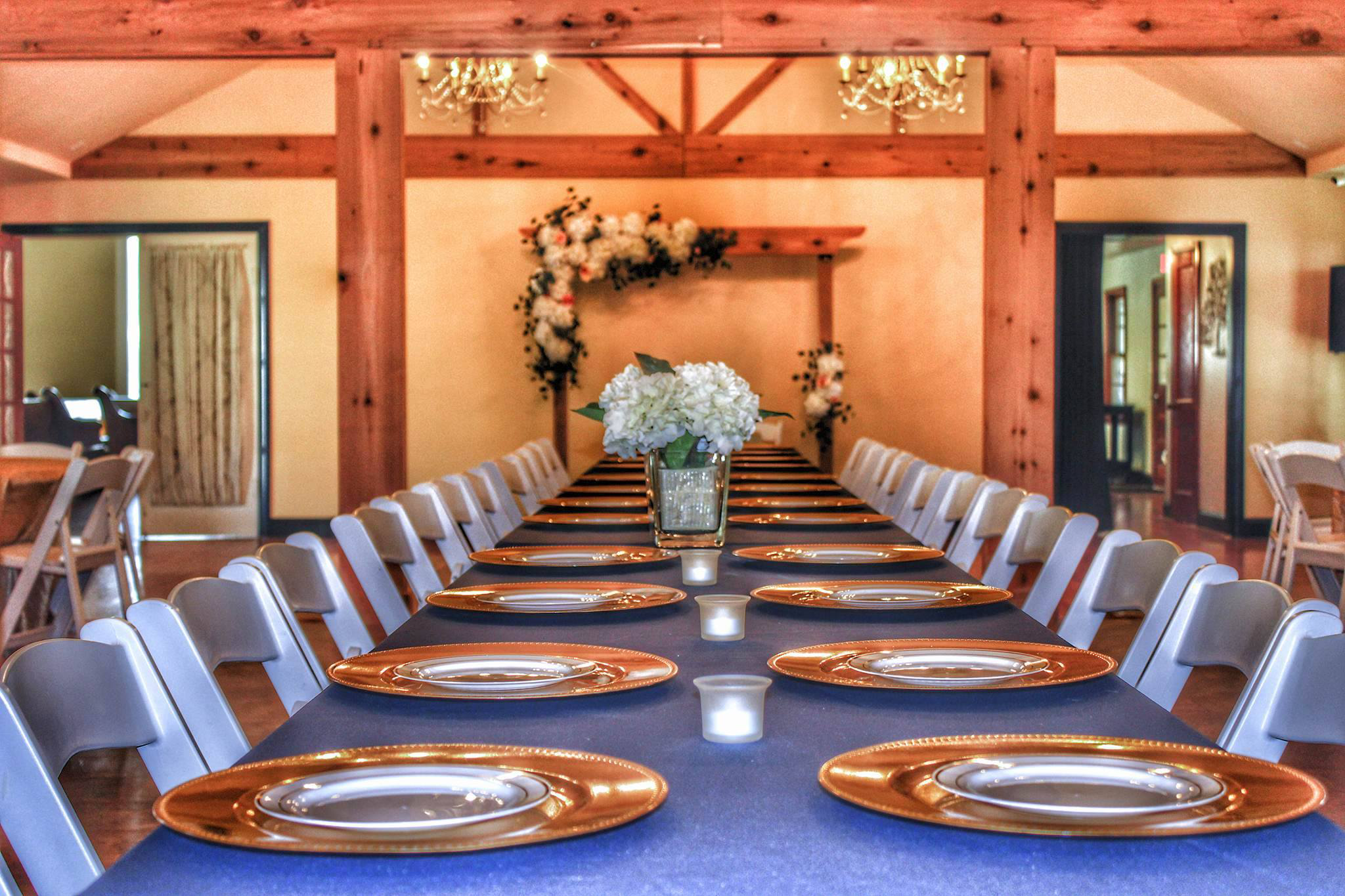 banquet table at a wedding