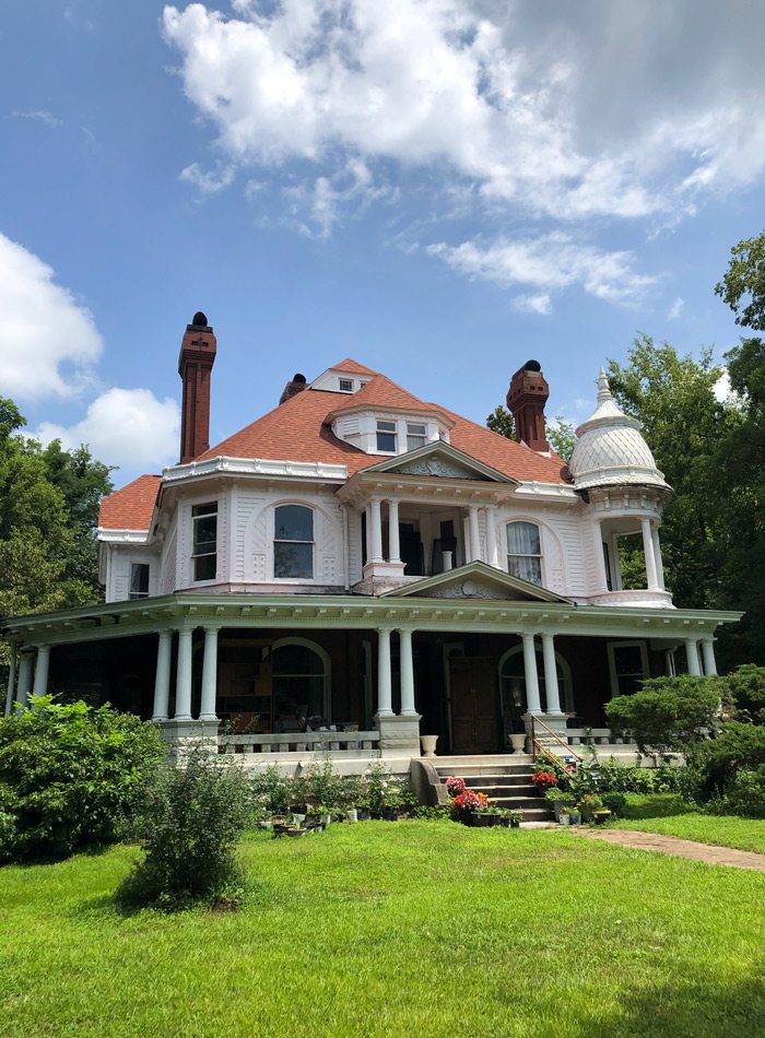 Historic home in Carthage MO