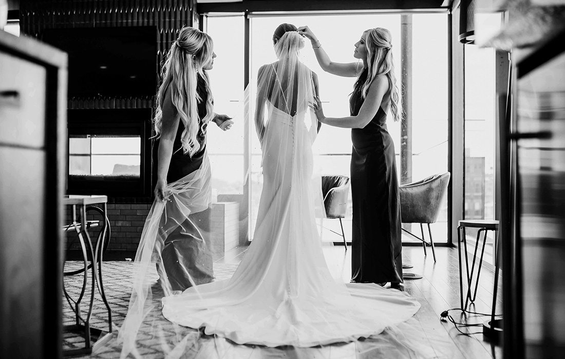 Bride getting the final touches at Hotel Vandivort.