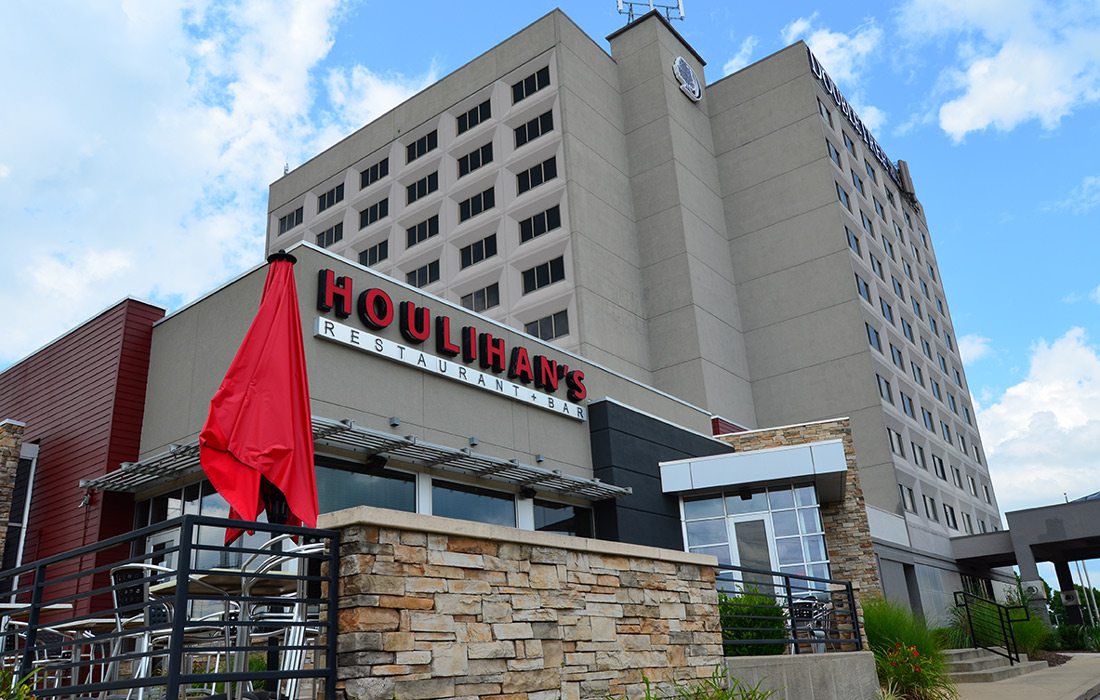 Houlihan’s Restaurant & Bar, Springfield MO