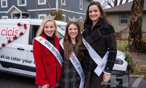 See pictures from Springfield Christmas Parade 2022
