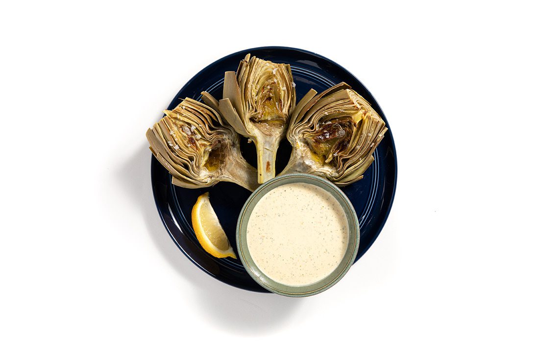 Roasted artichokes and aioli dip