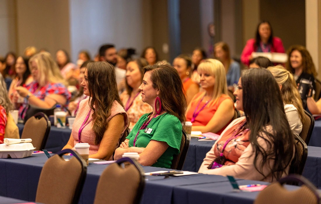 Women attend Ladies Who Launch in Branson, MO.