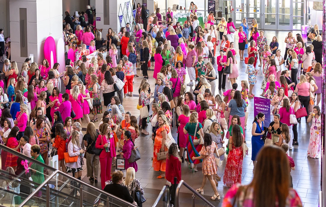 Ladies Who Launch crowd