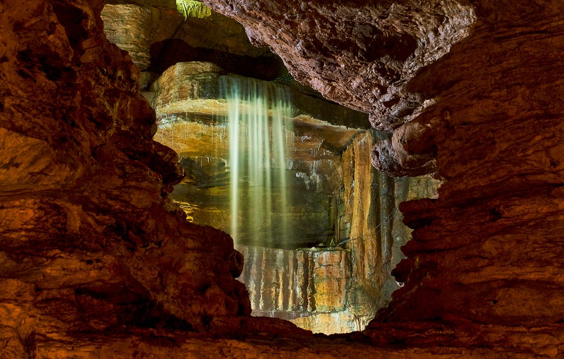 Waterfall in Lost Canyon Cave in Missouri