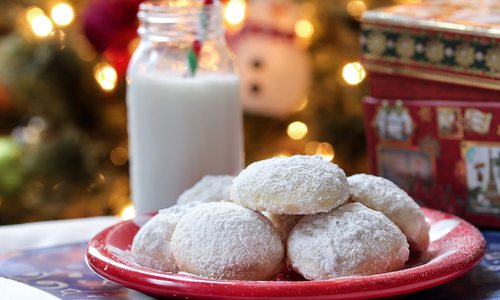 Mexican Wedding Cookies at Christmas
