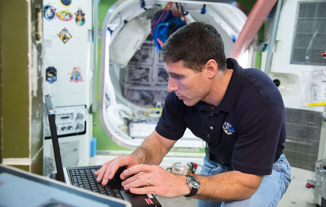 NASA Astronaut Mike Hopkins in Emergency Training