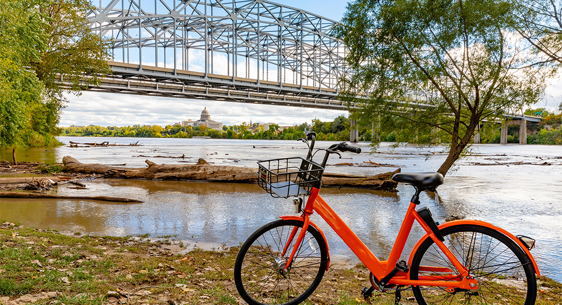 Outdoor Activities in Jefferson City: Trails, Kayaking and Biking