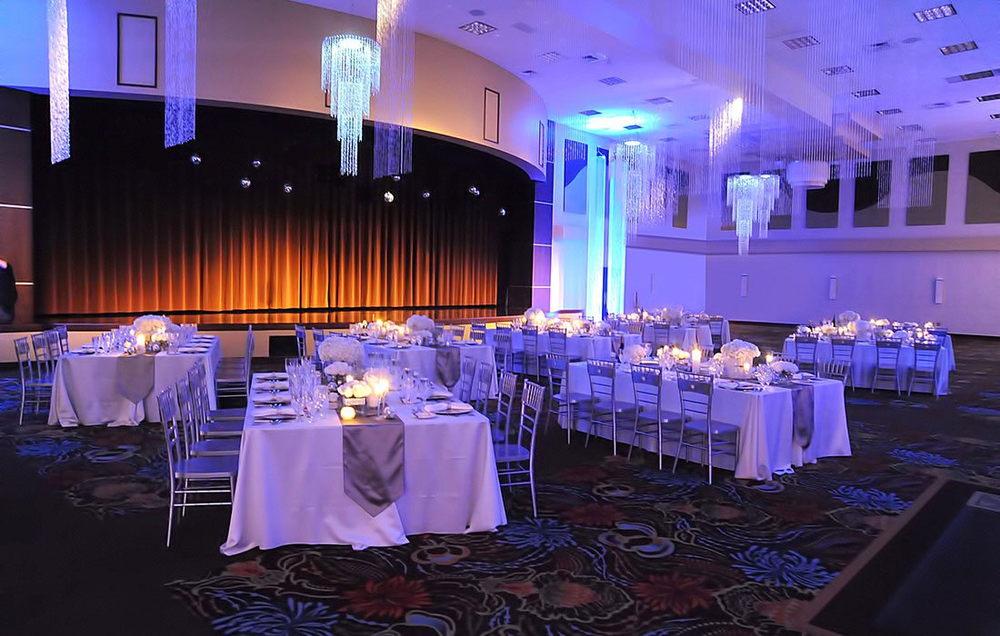 Wedding at Oasis Hotel & Convention Center in Springfield MO