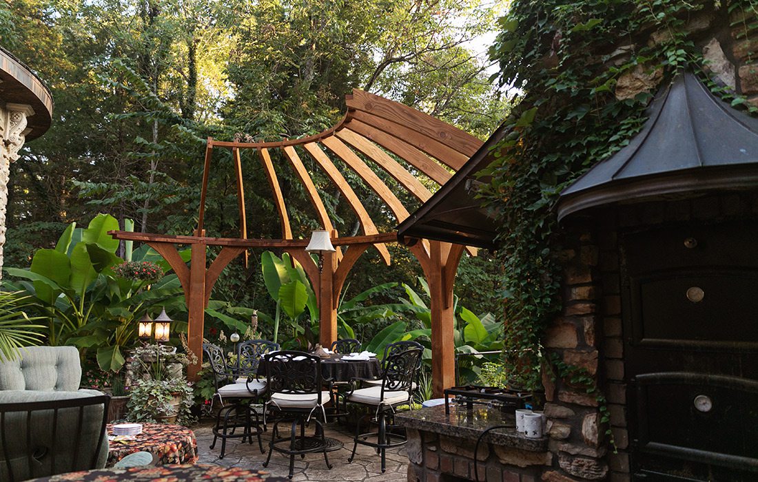 Custom pergola with outdoor dining space | Hill Home Springfield MO