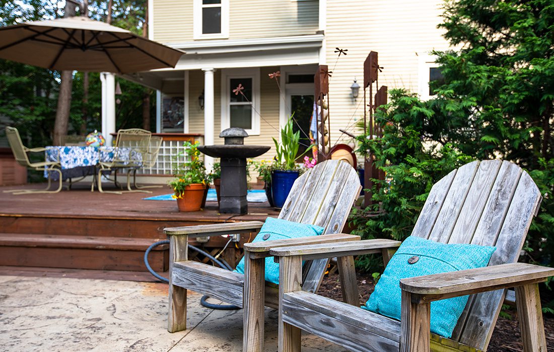 Nancy Brown Dornan's porch in Rountree in Springfield MO