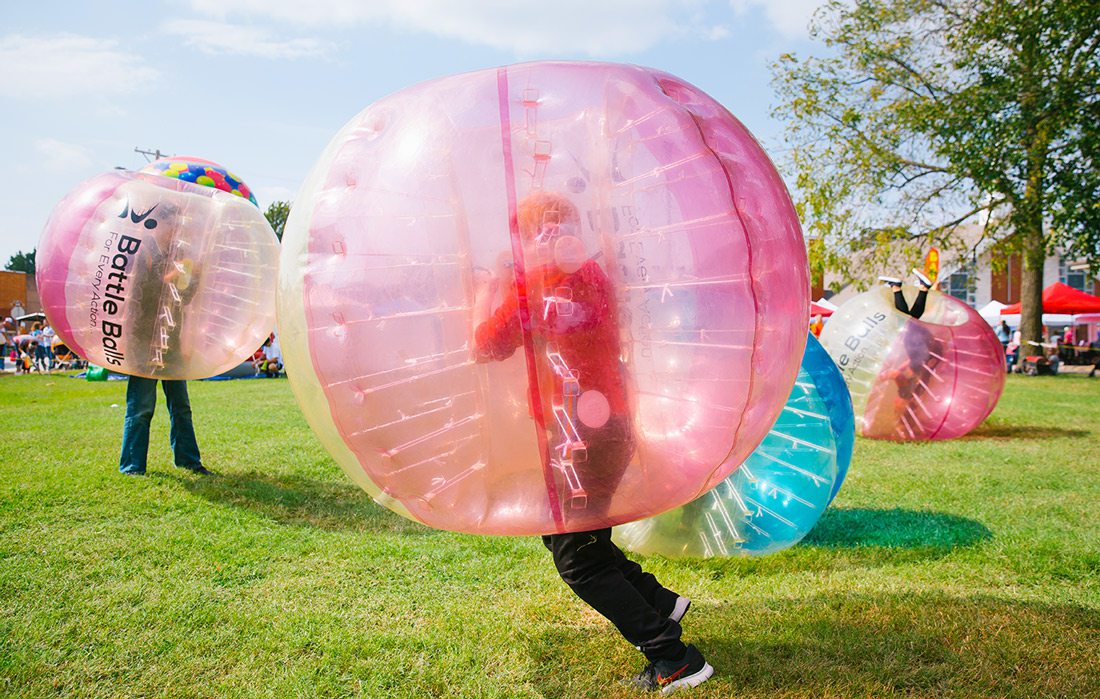 Bubble races at fall festival