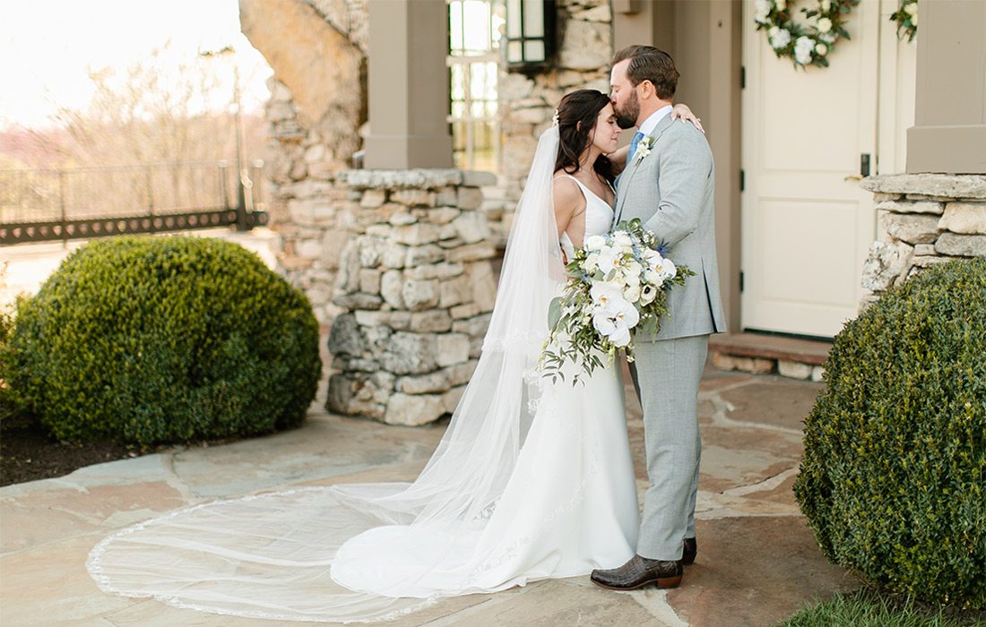 Jessica and Chad Wade wedding photo