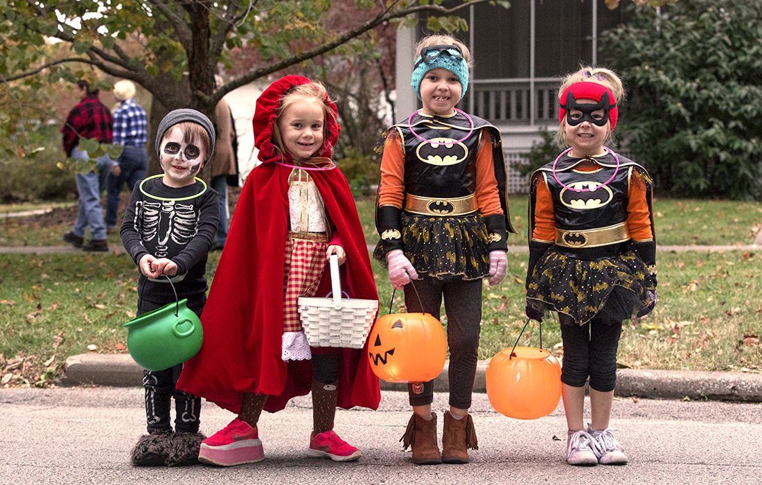 trick or treaters at door