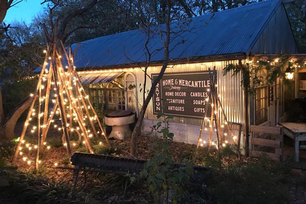 Visit the Schofield + Gray Seasonal Market in Fordland, MO