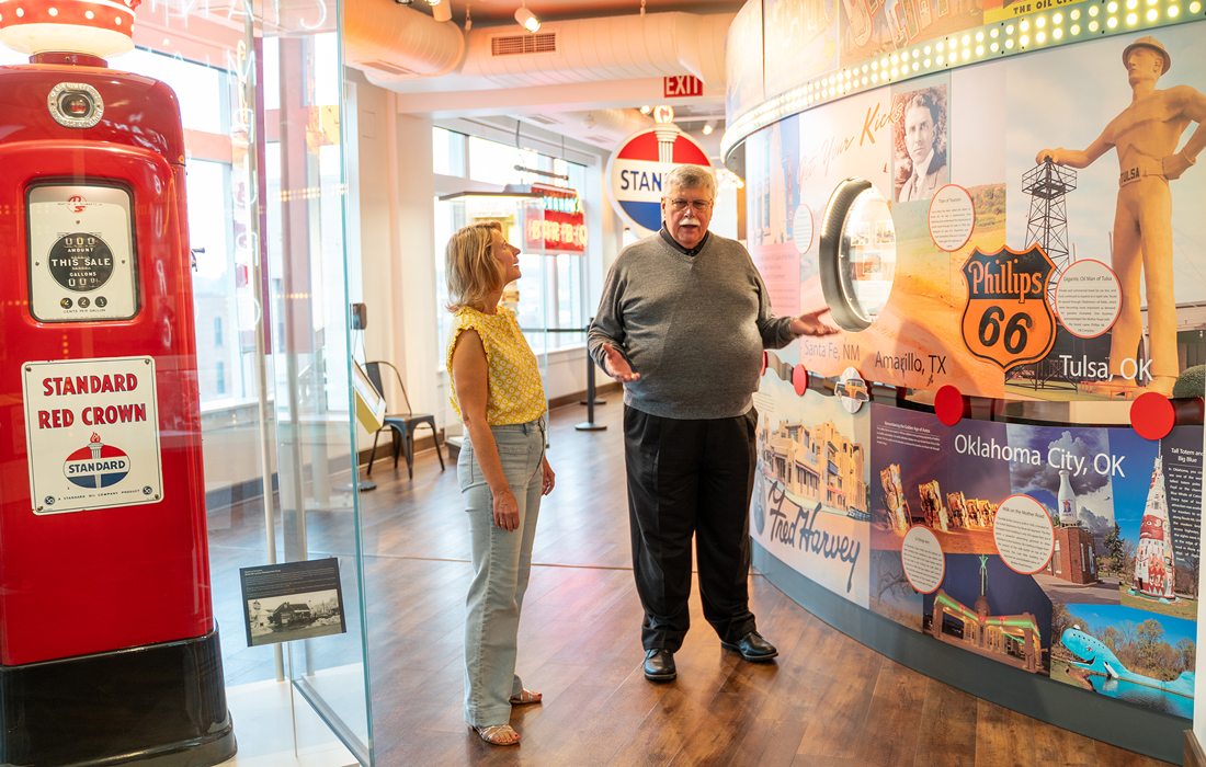 Samantha Brown TV host at History Museum on the Square in Springfield MO