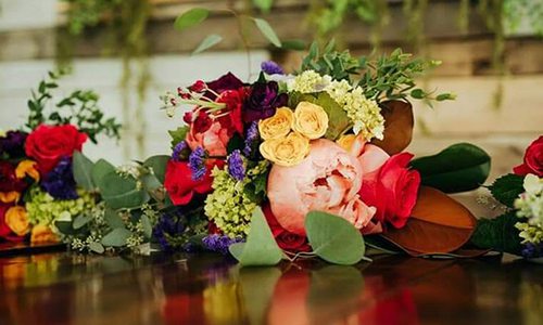 Wedding flowers by TasteBuds Catering & Floral in Lebanon MO