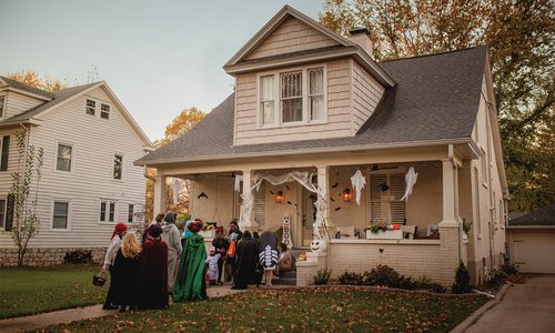 Trick or treating in Rountree, Springfield, Missouri.