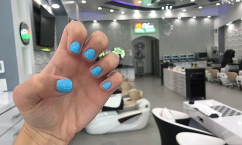 Venus Nail Bar hits Sagamore Hills center, and is the perfect place for a girl's night in Springfield. The business serves glasses of wine with their manicures, pedicures and waxes.