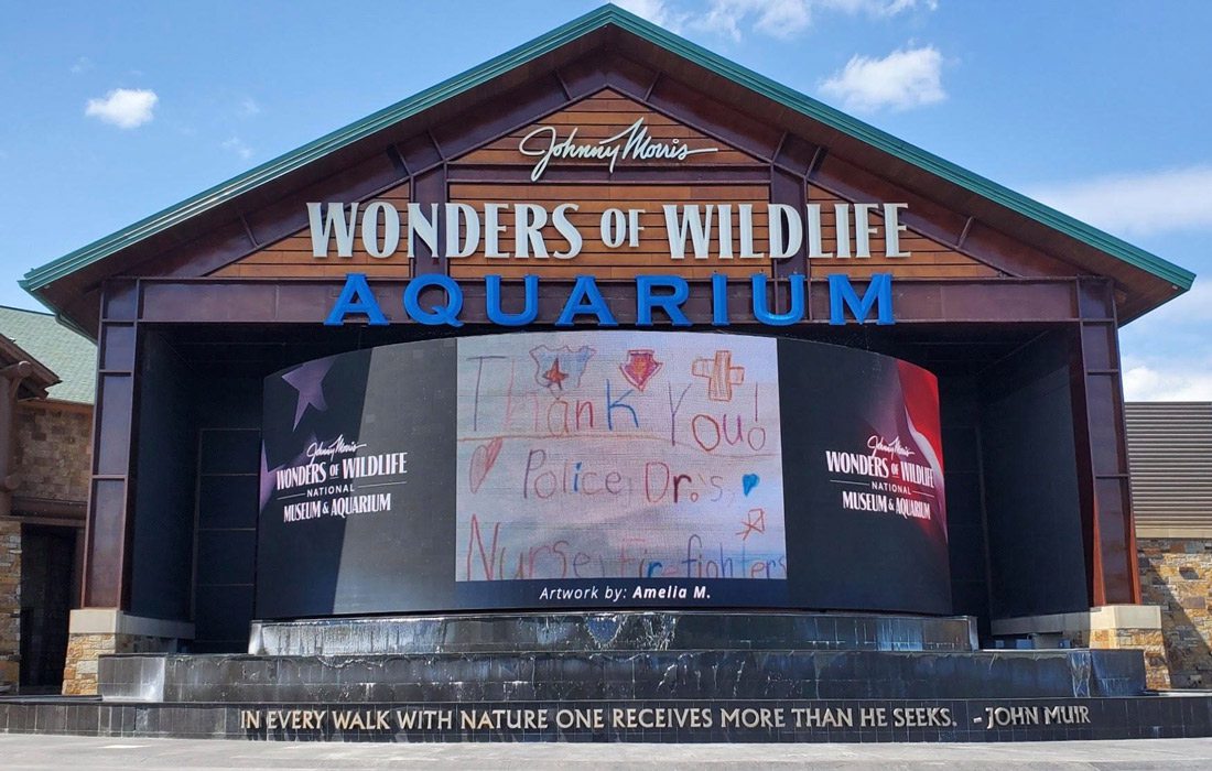 Wonders of Widlife display during shutdown