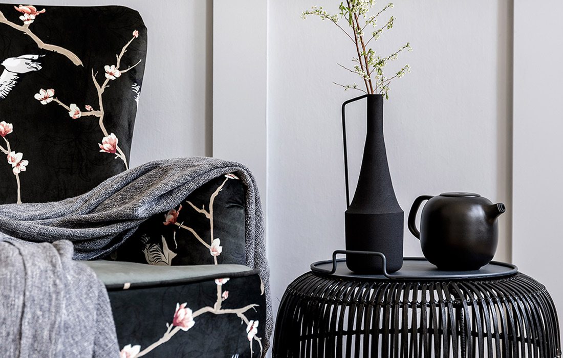Black Home Decor Designs In Southwest Missouri pin-by-sandy-trageser-on-pink-and-black-luxury-living-room