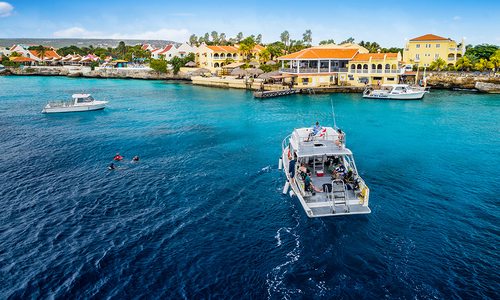 Diventures offers group and private scuba trips worldwide.