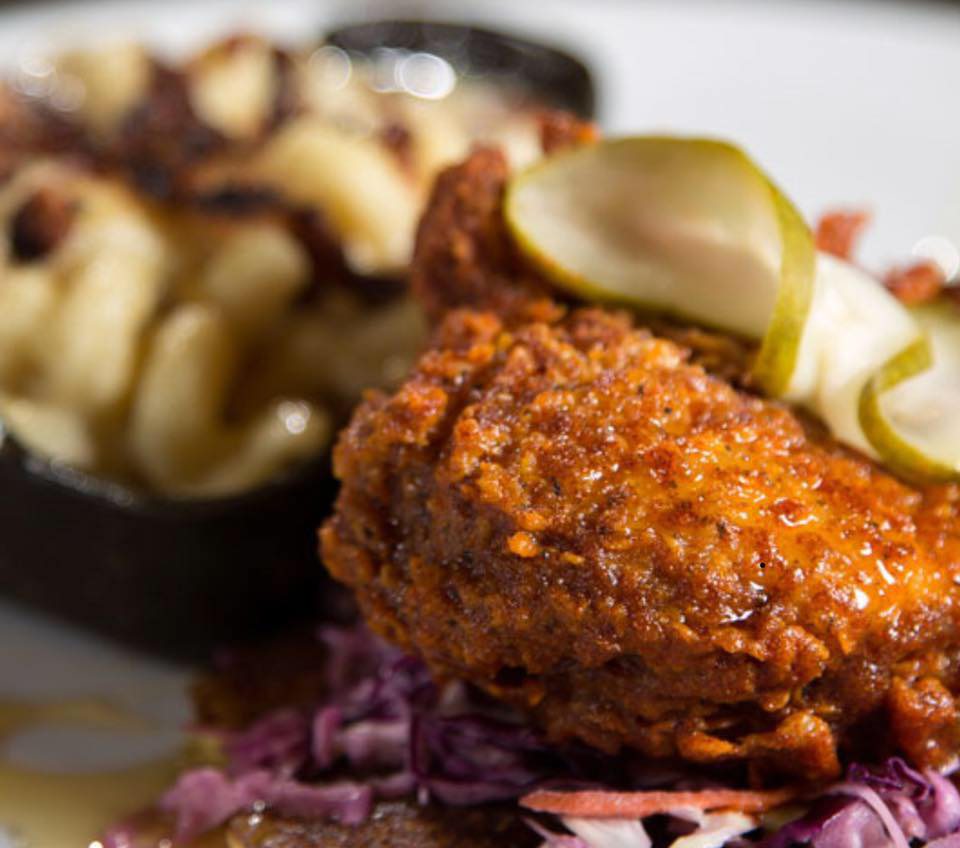 Nashville-inspired chicken at Hot Cluckers in Springfield, Missouri