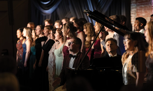 5 Dinner-and-a-Show Experiences in the Ozarks