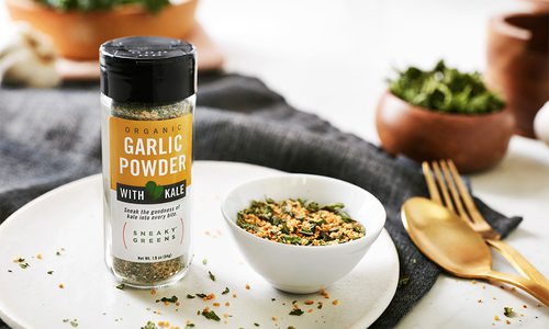Sneaky Greens garlic powder and spices