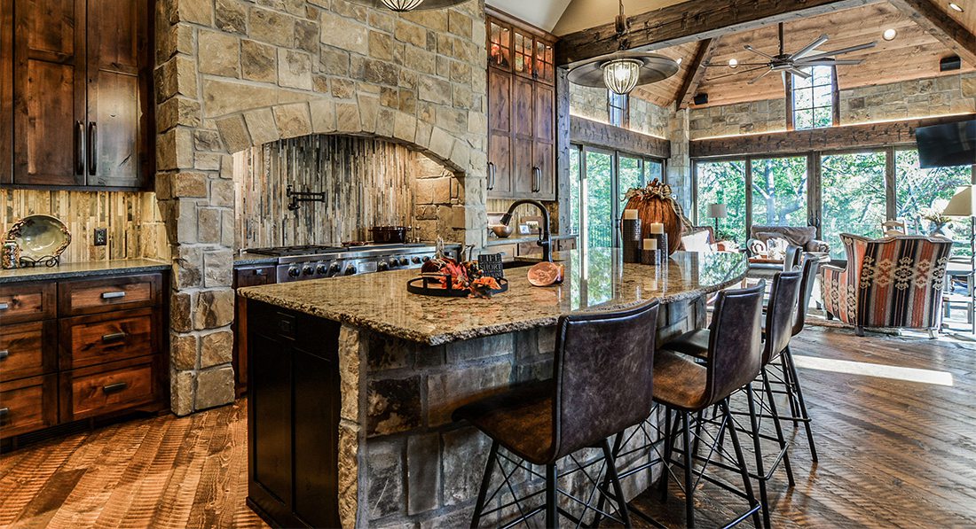 This Table Rock Lake Lodge is a Lakegoer’s Dream