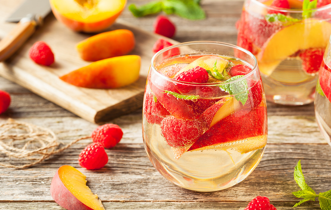 Strawberry And Peach Sangria Recipe