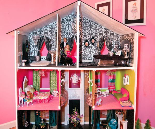 simple barbie doll house